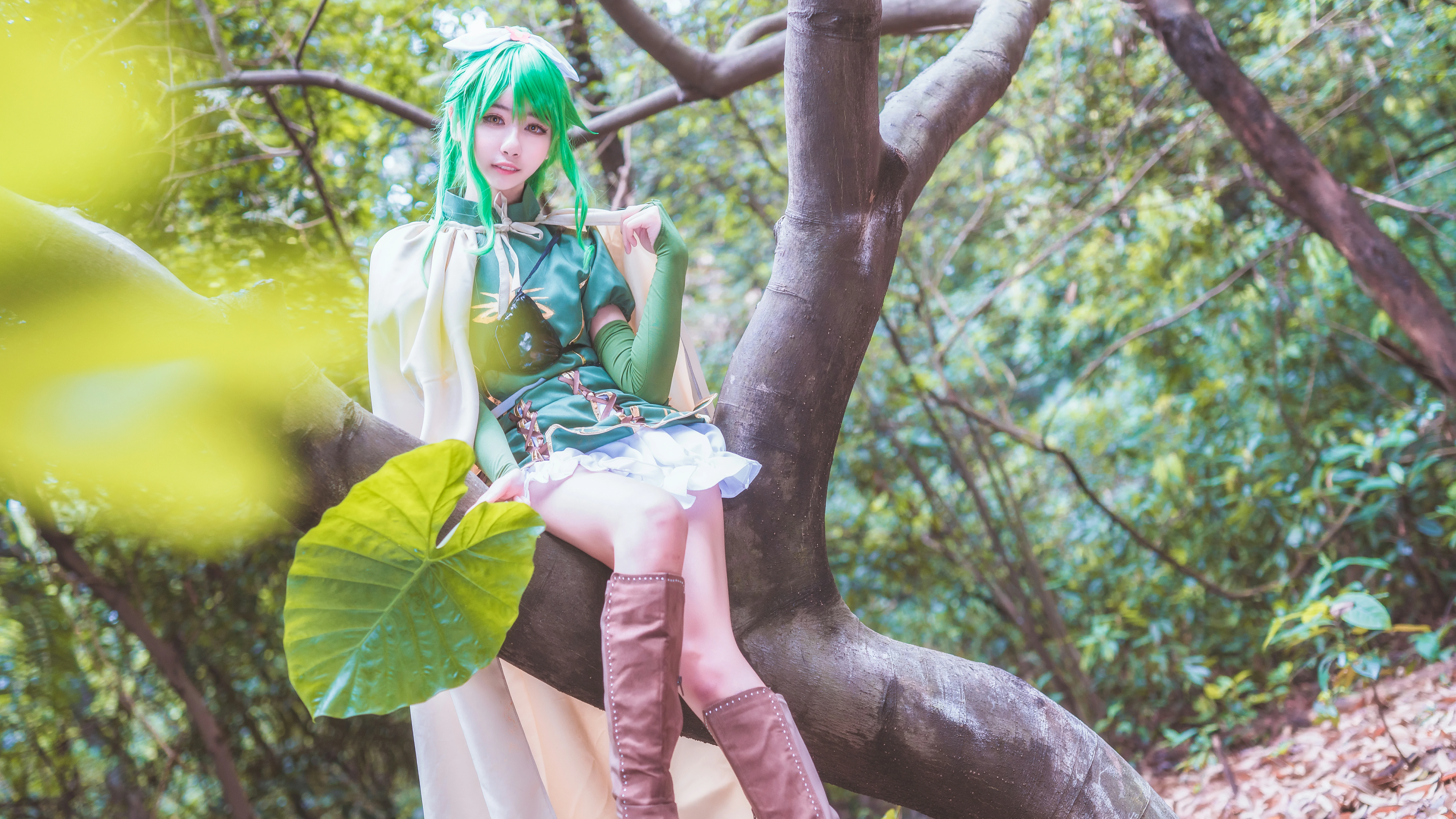 Ảnh nền đồ ngủ cosplay hầu gái Bạch Tuyết khoe vóc dáng mê hồn