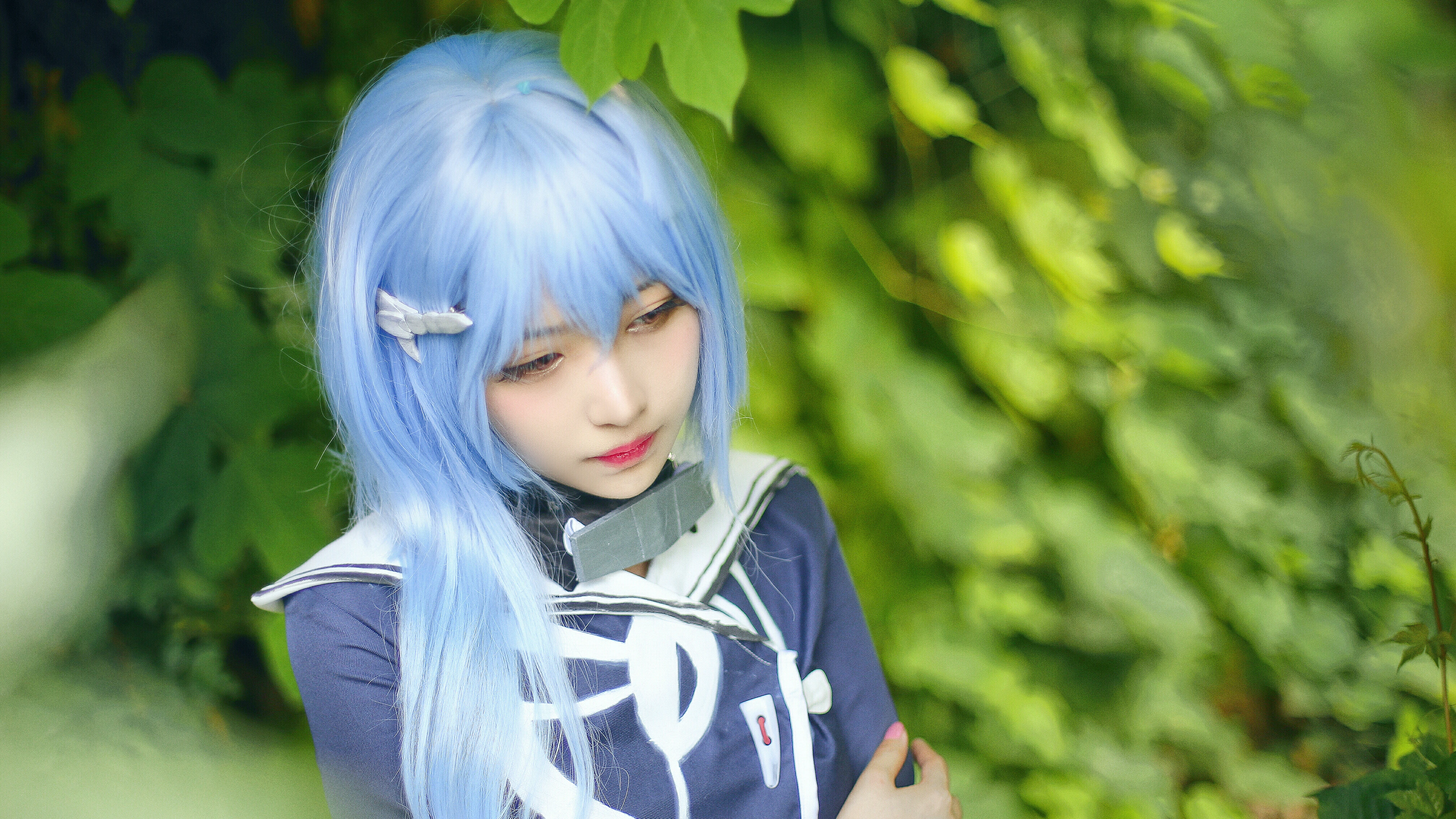 Những hình bộ cosplay hầu gái Thảo Hiền tôn dáng cực nét