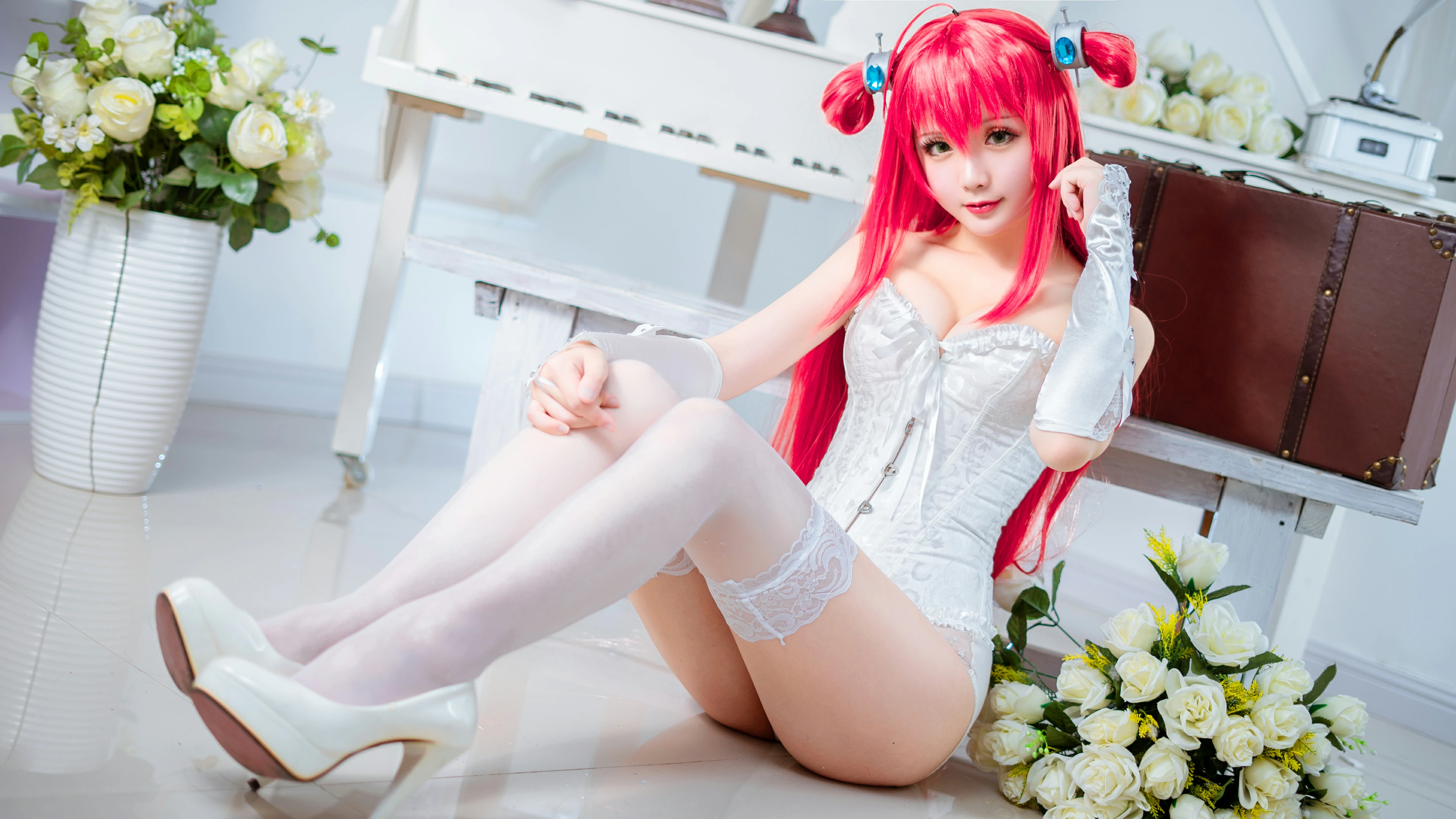 Tuyển chọn đồ cosplay cô hầu gái Tuệ Nghi xinh xắn làm ảnh nền