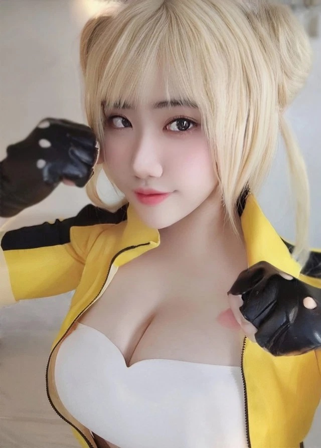 Top cosplay gái Kiều Ly khoe body mê hồn