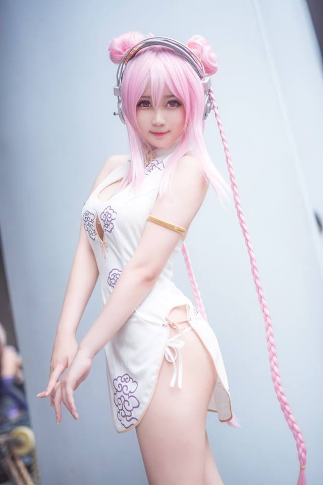 Những cosplay gái anime Diễm Trang khoe cơ thể vạn người mê