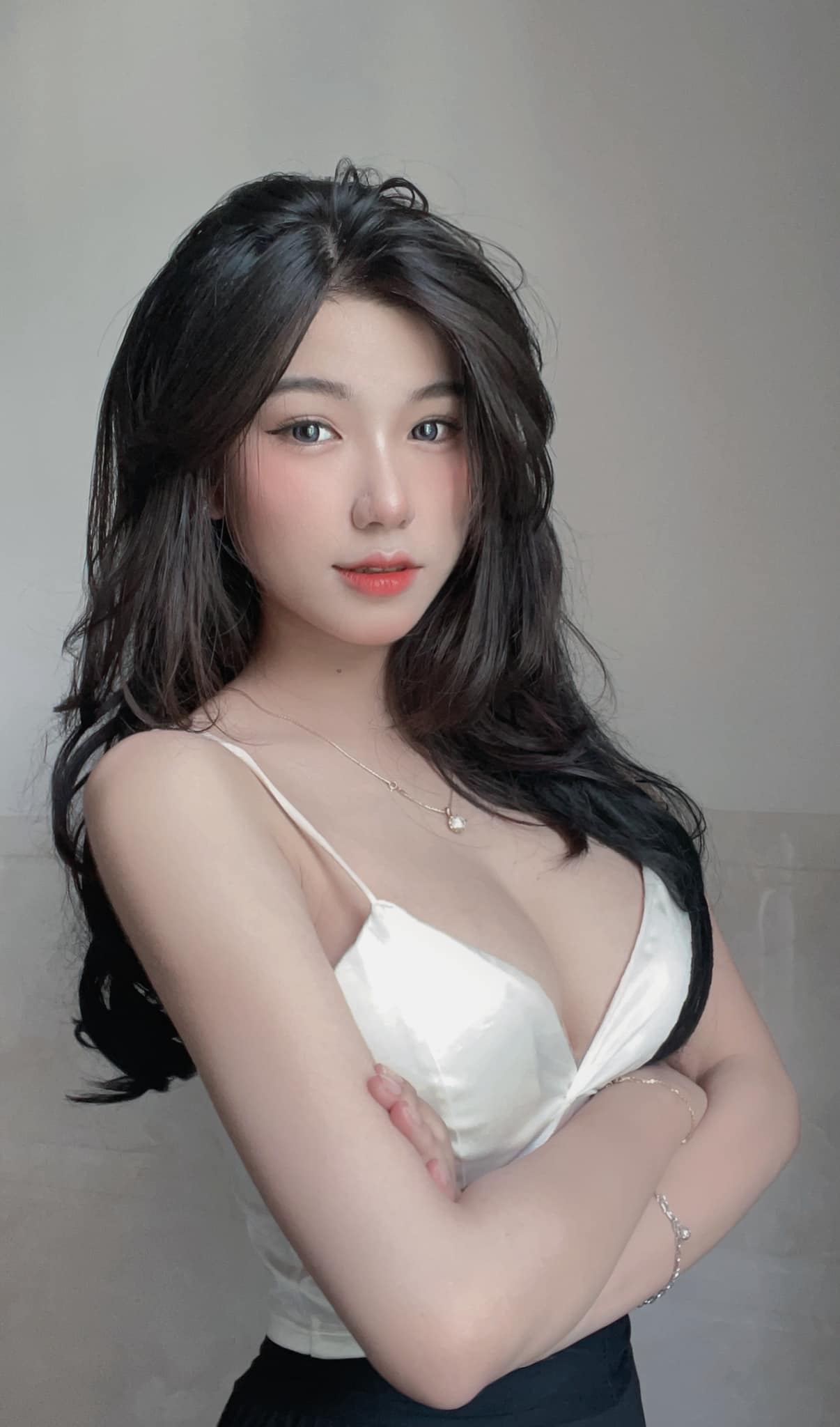 Ảnh nền ảnh sexy Thảo Hiền xinh đẹp mới nhất