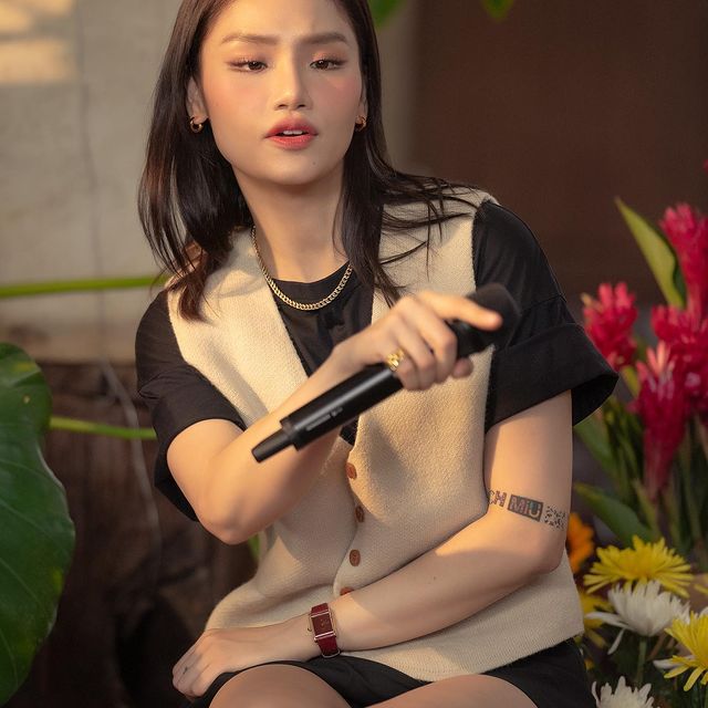Ảnh ảnh của Miu Lê khoe vóc dáng nóng bỏng