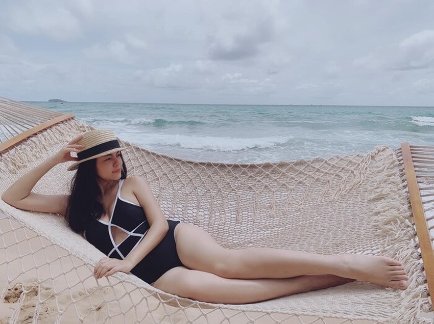 Tuyển chọn Phạm Quỳnh Anh bikini tôn dáng vạn người mê